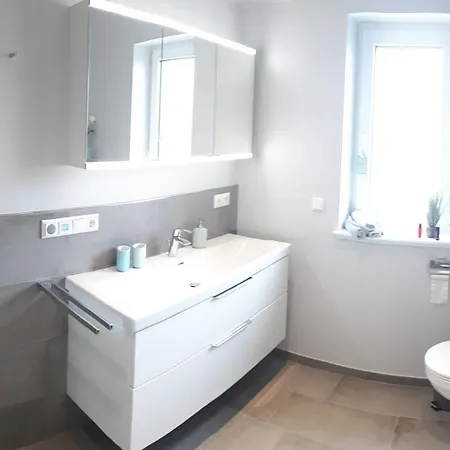 Penthouse Meertied *